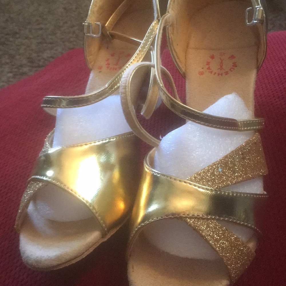 Golds fancy shoes